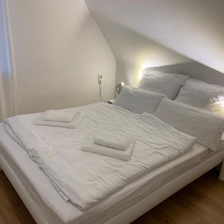 Komfort-City-Appartment FDH Buitenkant foto